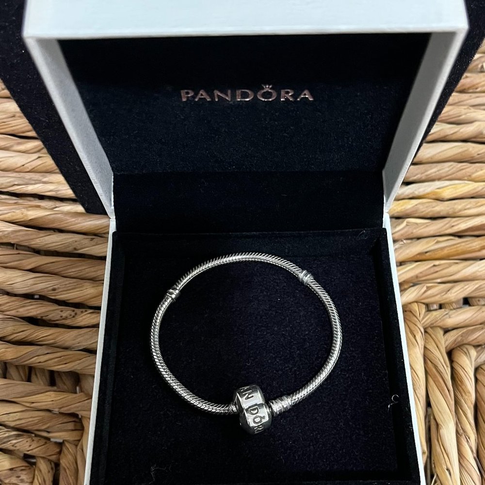 Pandora Moments Barrel Clasp Snake Chain Silver Bracelet-Preowned - Picture 4 of 8
